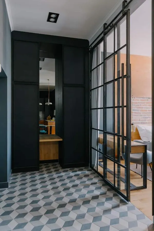 Goldfinger 3-Bed Unique Apartment In The Heart Of Podgorze Krakow