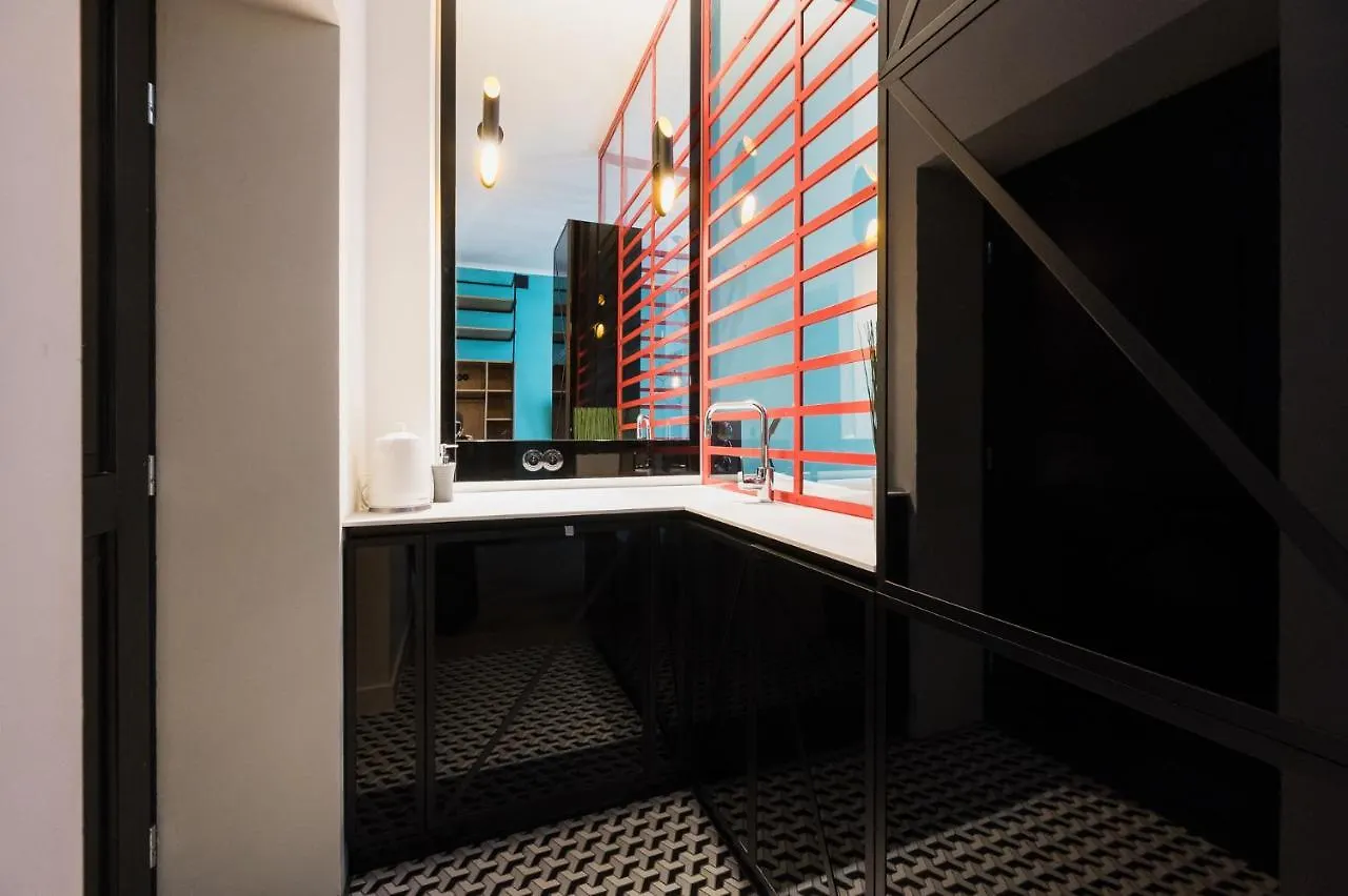 Goldfinger 3-Bed Unique Apartment In The Heart Of Podgorze Krakow Poland
