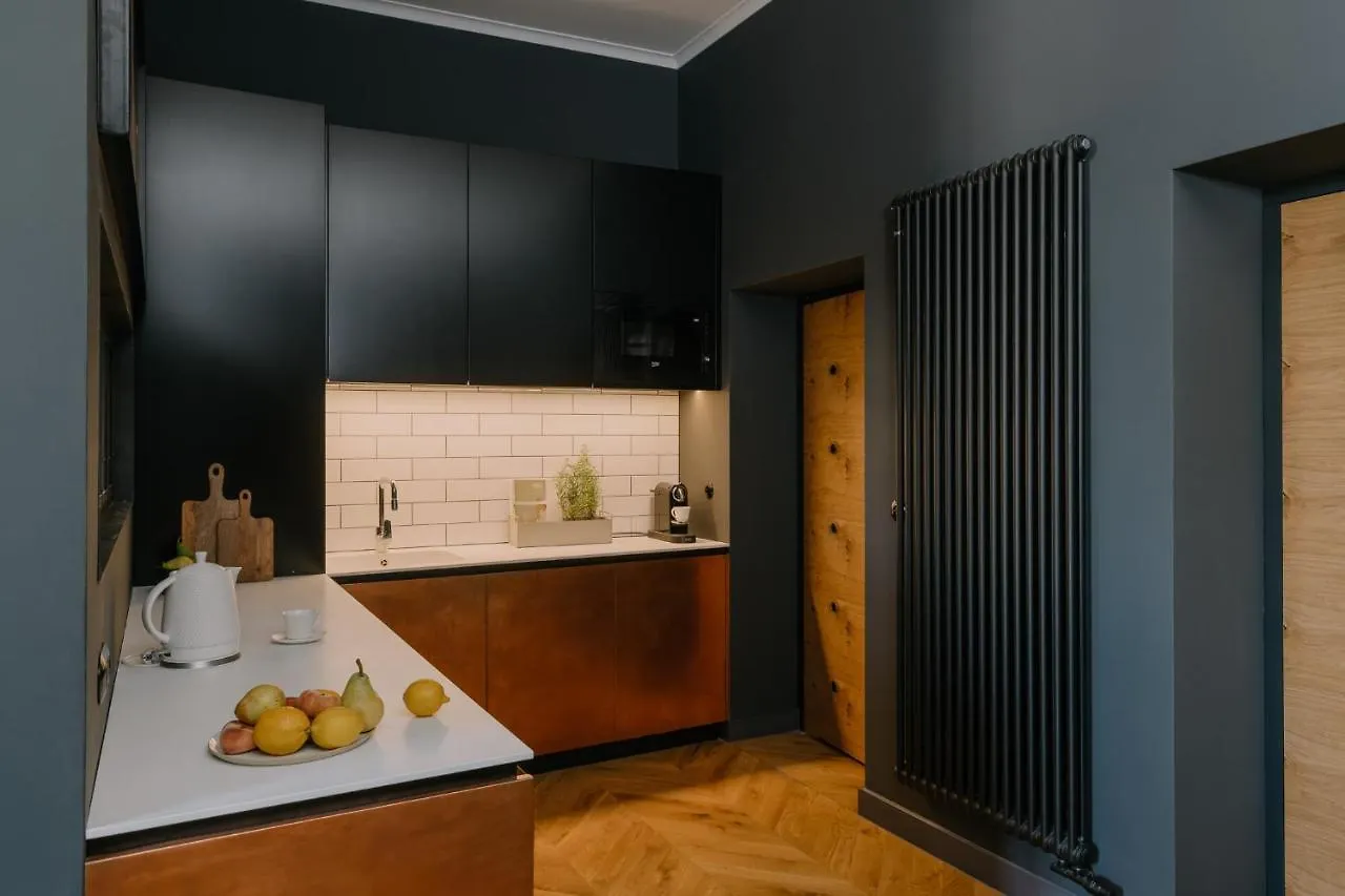Goldfinger 3-Bed Unique Apartment In The Heart Of Podgorze Krakow