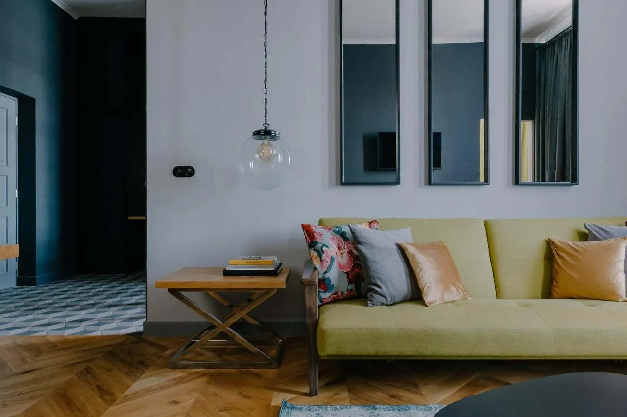 Goldfinger 3-Bed Unique Apartment In The Heart Of Podgorze Krakow 0*,